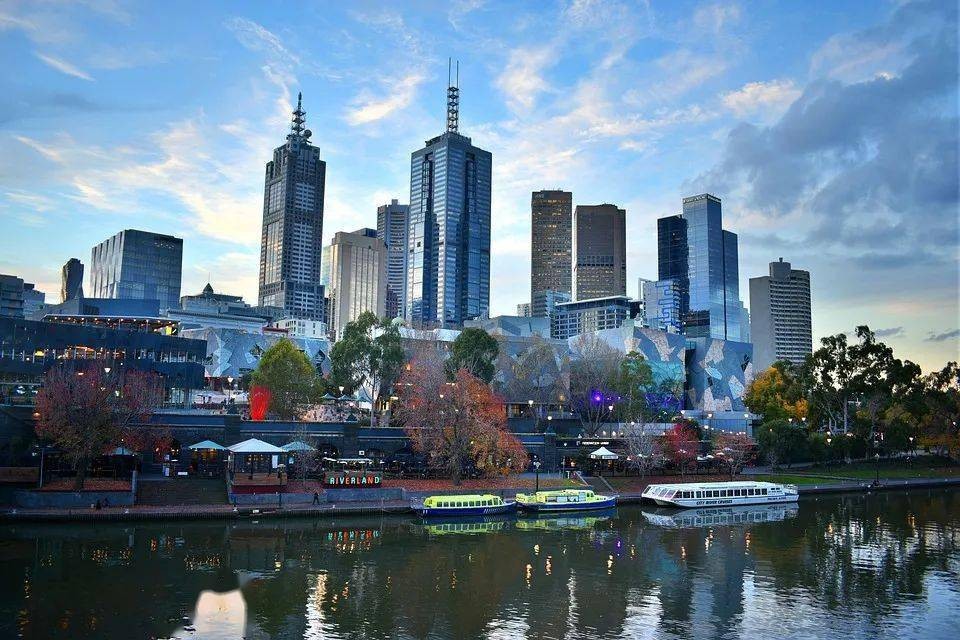 新澳2025免費資枓最新和4933333鳳凰網最新游戲開獎:牛、猴、鼠、兔:多維釋義、解釋與落實,看穿不實的偽裝